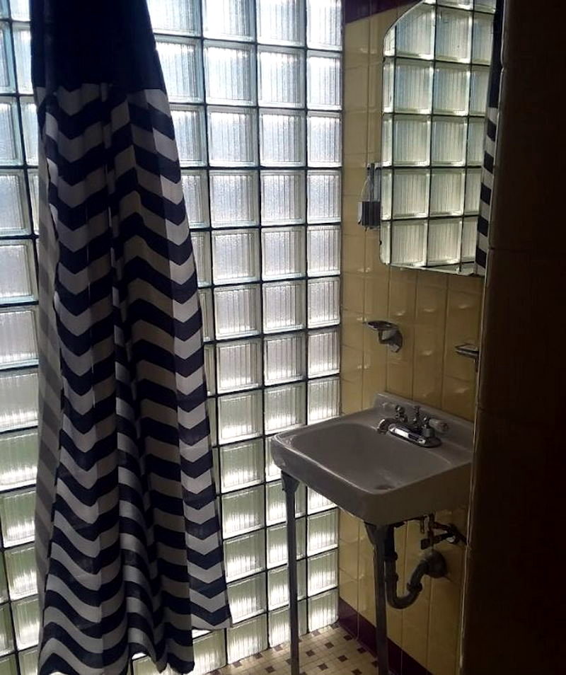 Harbor Motel (Dipper Motel) - Web Listing (newer photo)